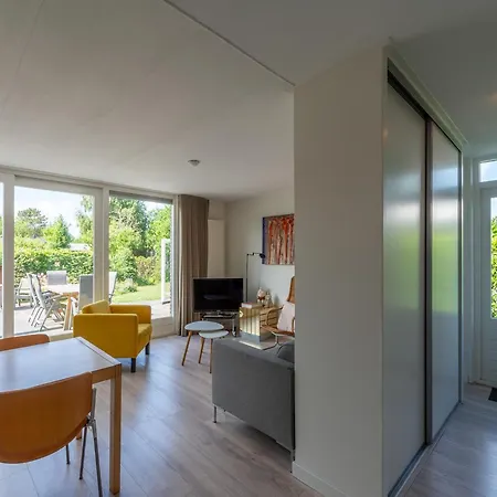 Modernly Furnished For 4 People Hébergement de vacances