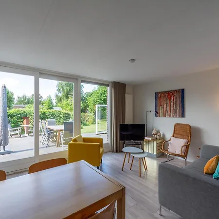 Modernly Furnished For 4 People Sint Maartensvlotbrug