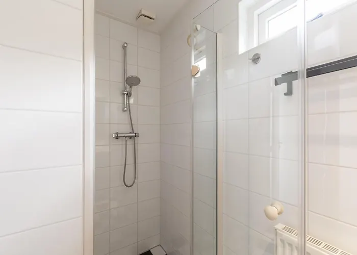 Modernly Furnished For 4 People *