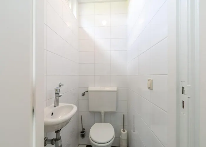 Modernly Furnished For 4 People *